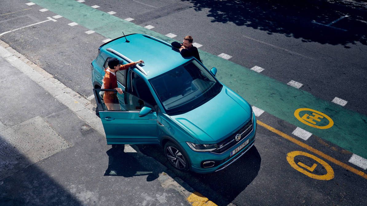 VW T-Cross kék felülnézet parkoló