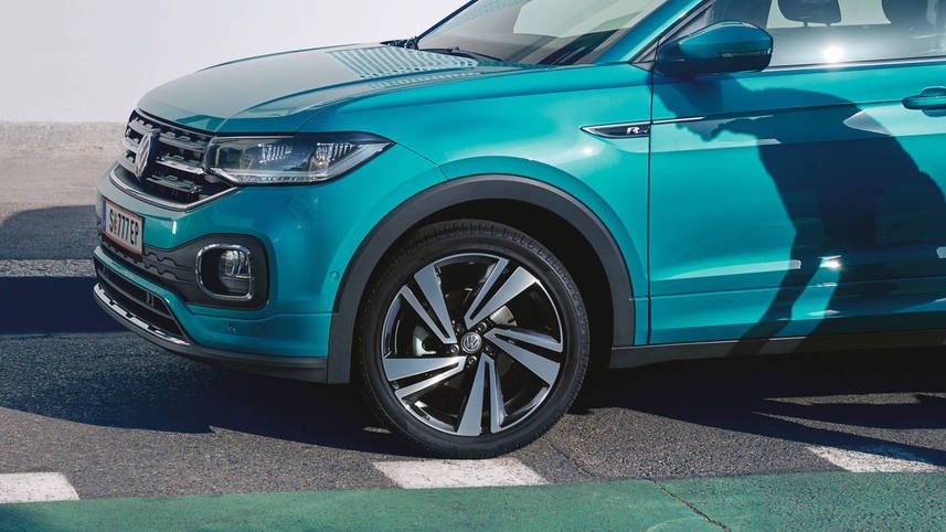 VW T-Roc bal első kerék közelről