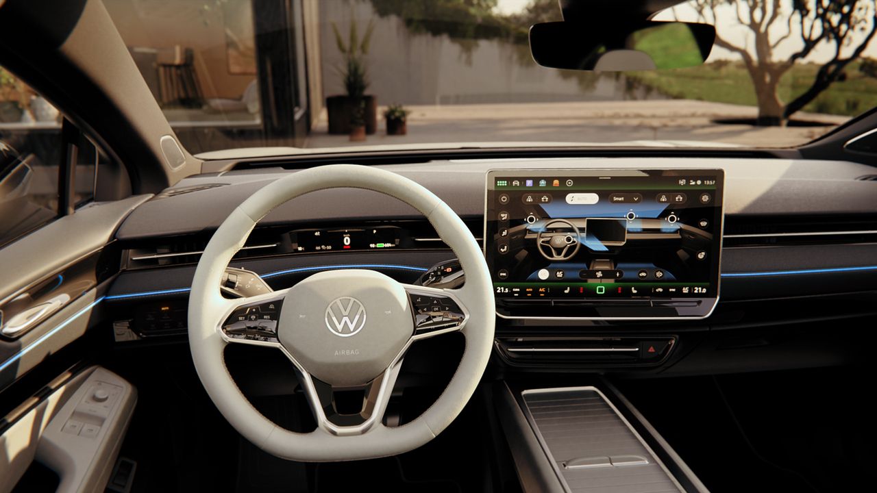 VW ID.7 Digital Cockpit und weißes Lenkrad