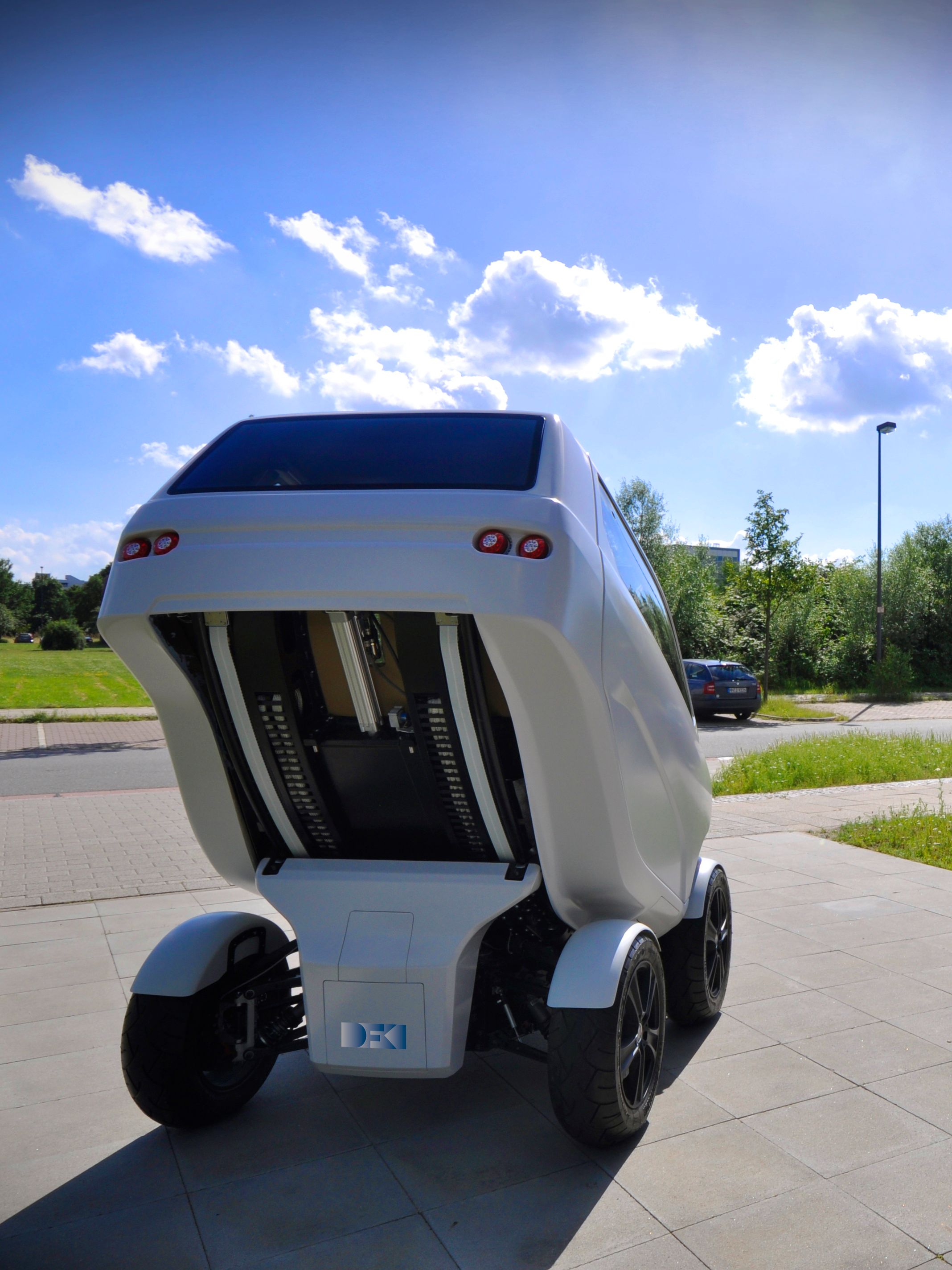 „DFKI“-Elektroauto zum Zusammenfalten