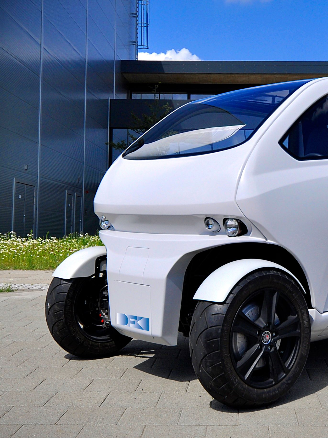 Elektromobilität für die Megacitys: „EO smart connecting car”