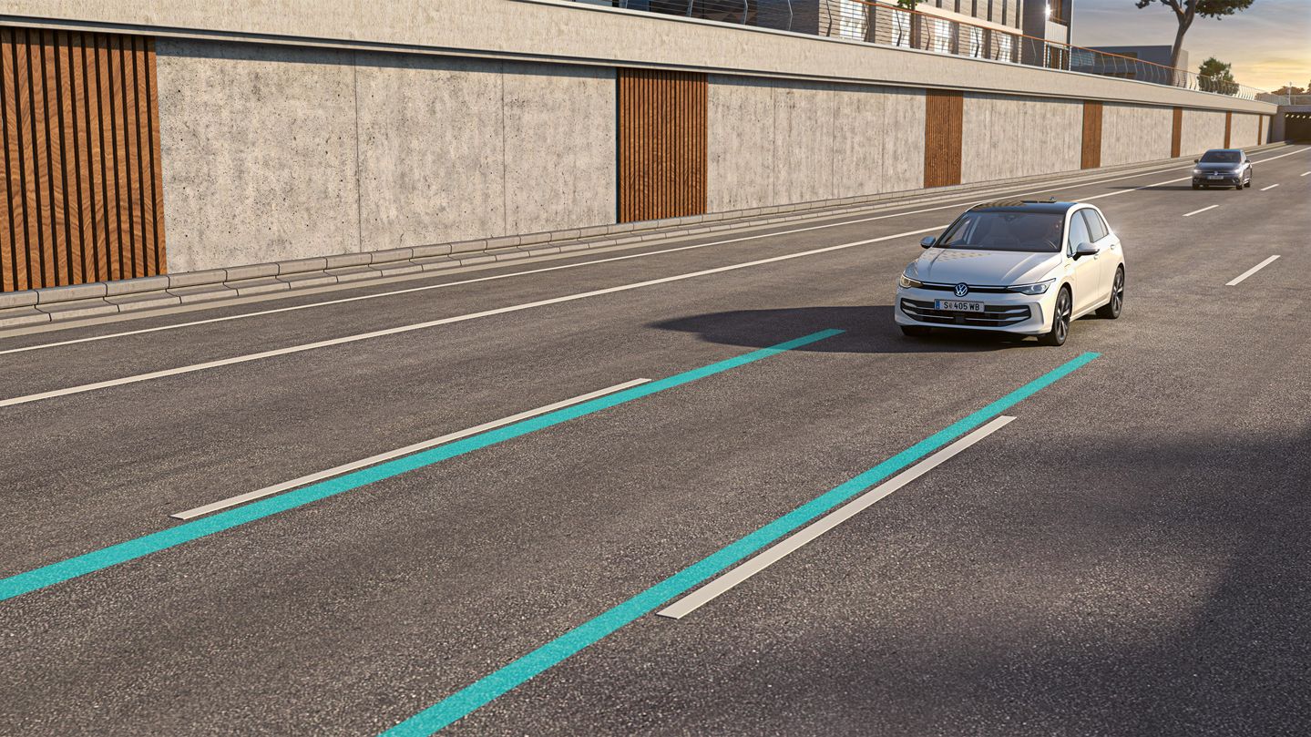 Illustration zeigt schematisch anhand eines VW Golf die Funktionsweise des Lane Assist.