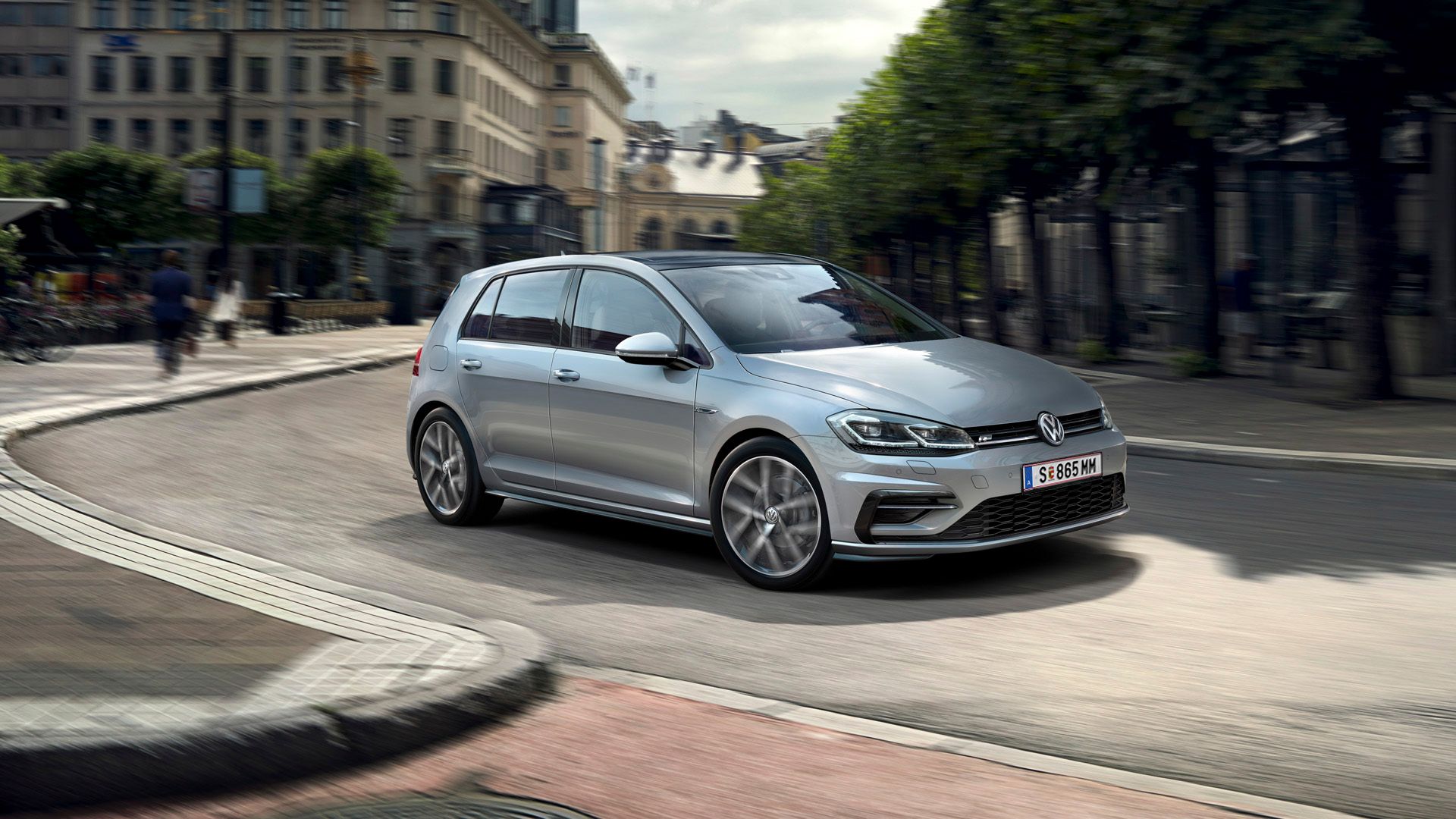 vw golf gelb seitenansicht kurkuma