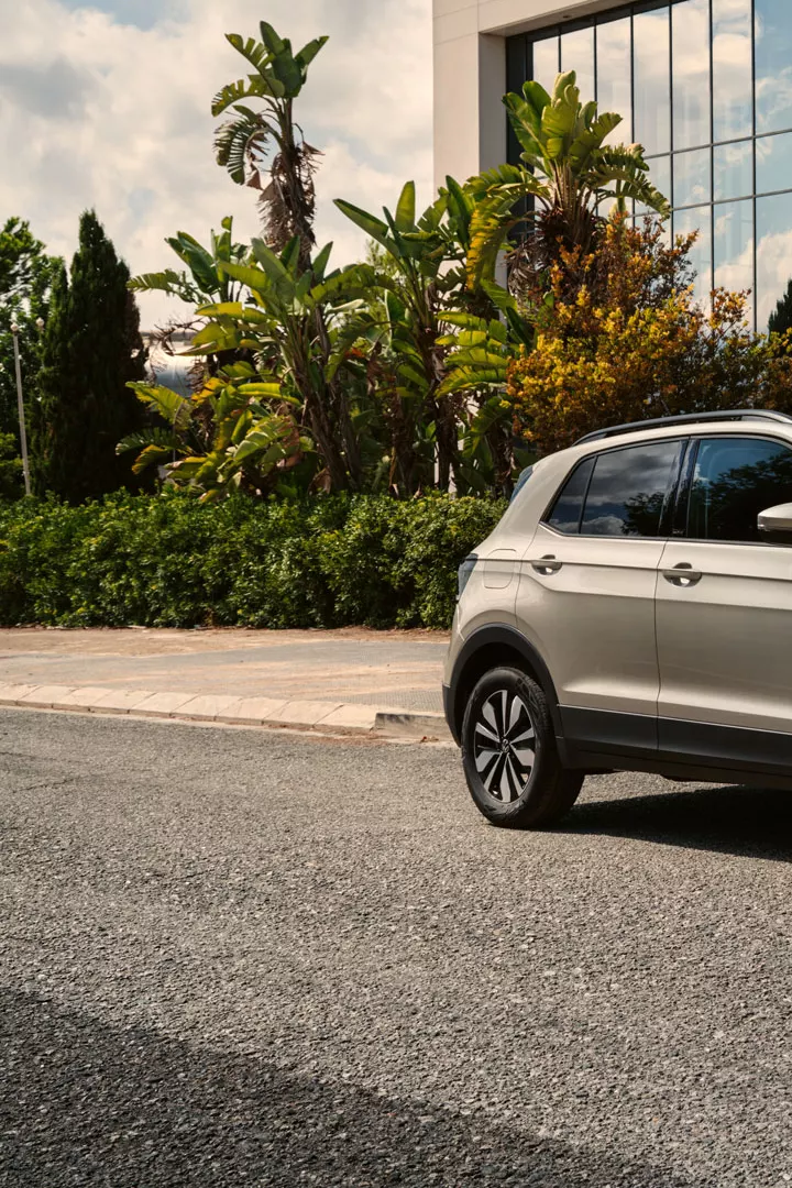 vw volkswagen tiguan allspace grau seite