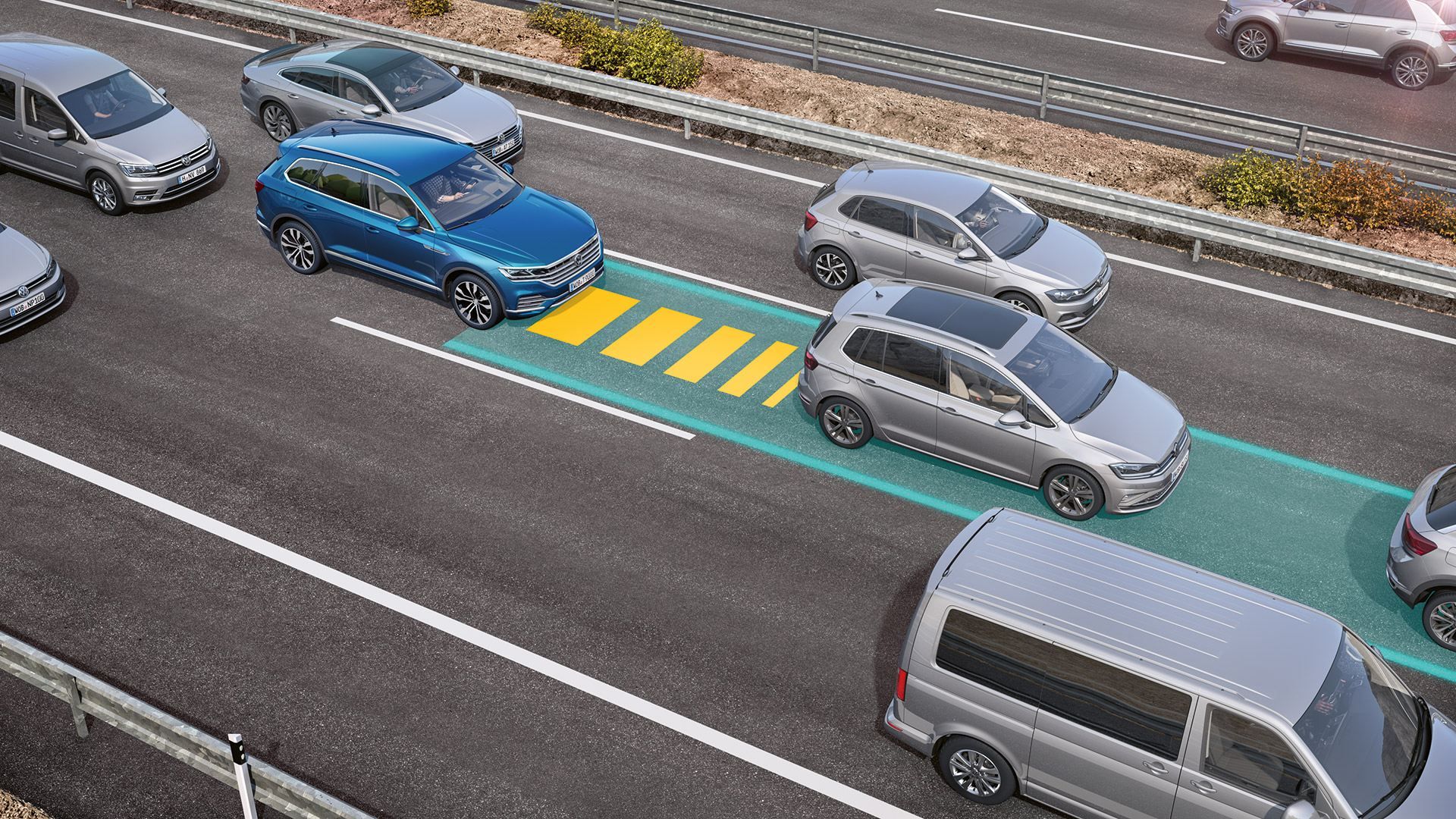 Grafik Funktionsweise Travel Assist im VW Touareg
